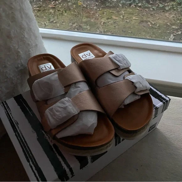 Rose Gold DBL BUCKLE UP Sz 9 CARTHER-RG-EO By Dolce Vita NWT - Picture 7 of 11